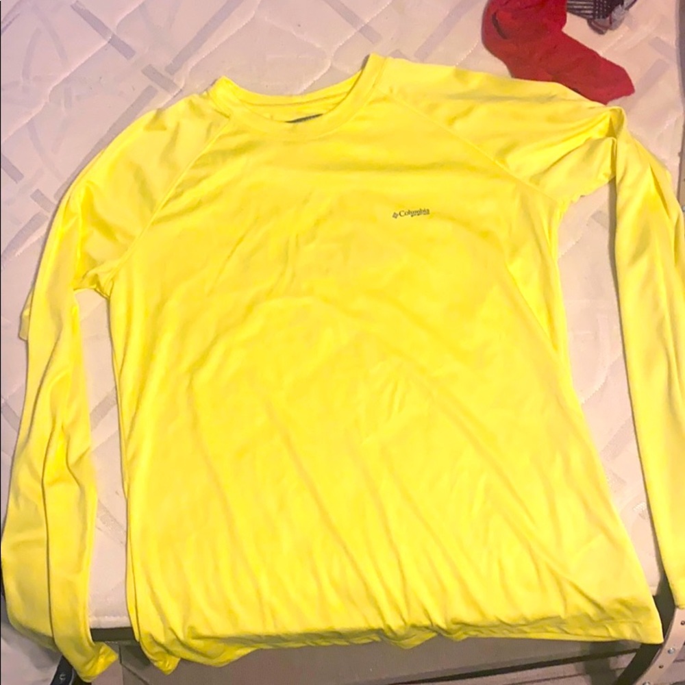 Columbia yellow long sleeve shirt